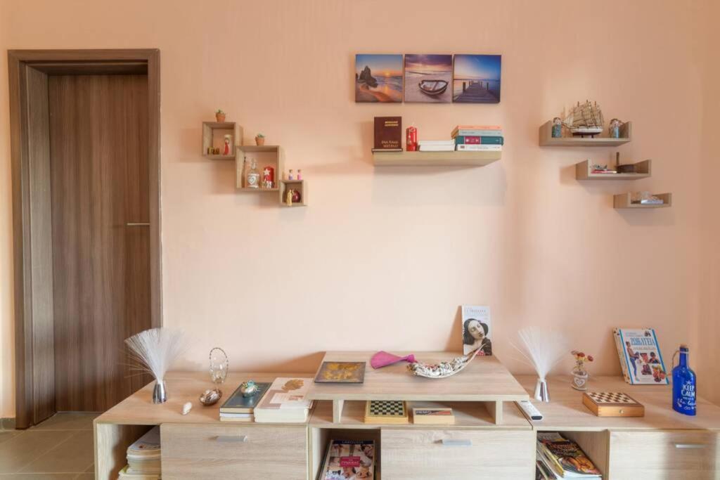 Bright Newly Renovated Apt Near Beach & Center+Ac Anemomylos Екстериор снимка