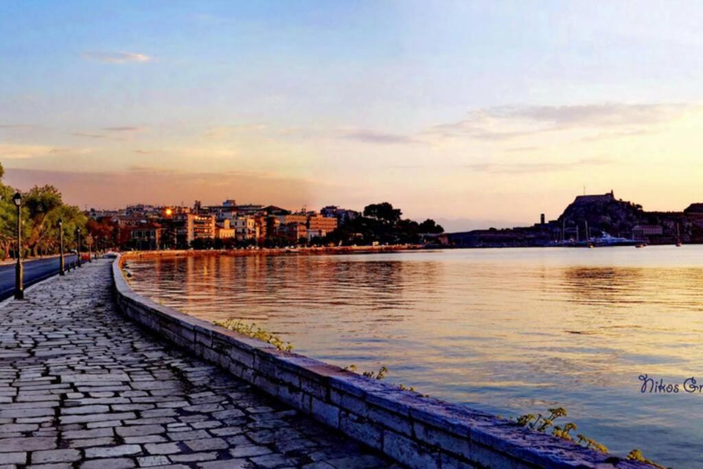 Bright Newly Renovated Apt Near Beach & Center+Ac Anemomylos Екстериор снимка